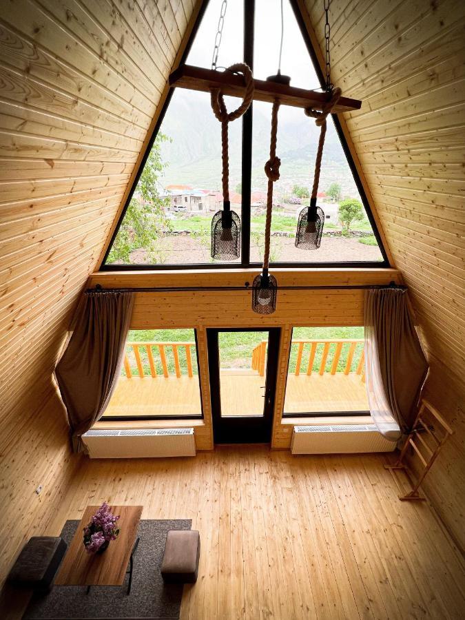 Pine Chalet Kazbegi Exterior foto
